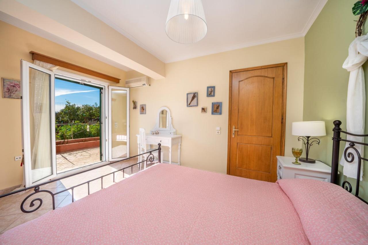 Artemis Superb 2 Bedroom Apartment 700 M Away From The Beach Minia Екстериор снимка