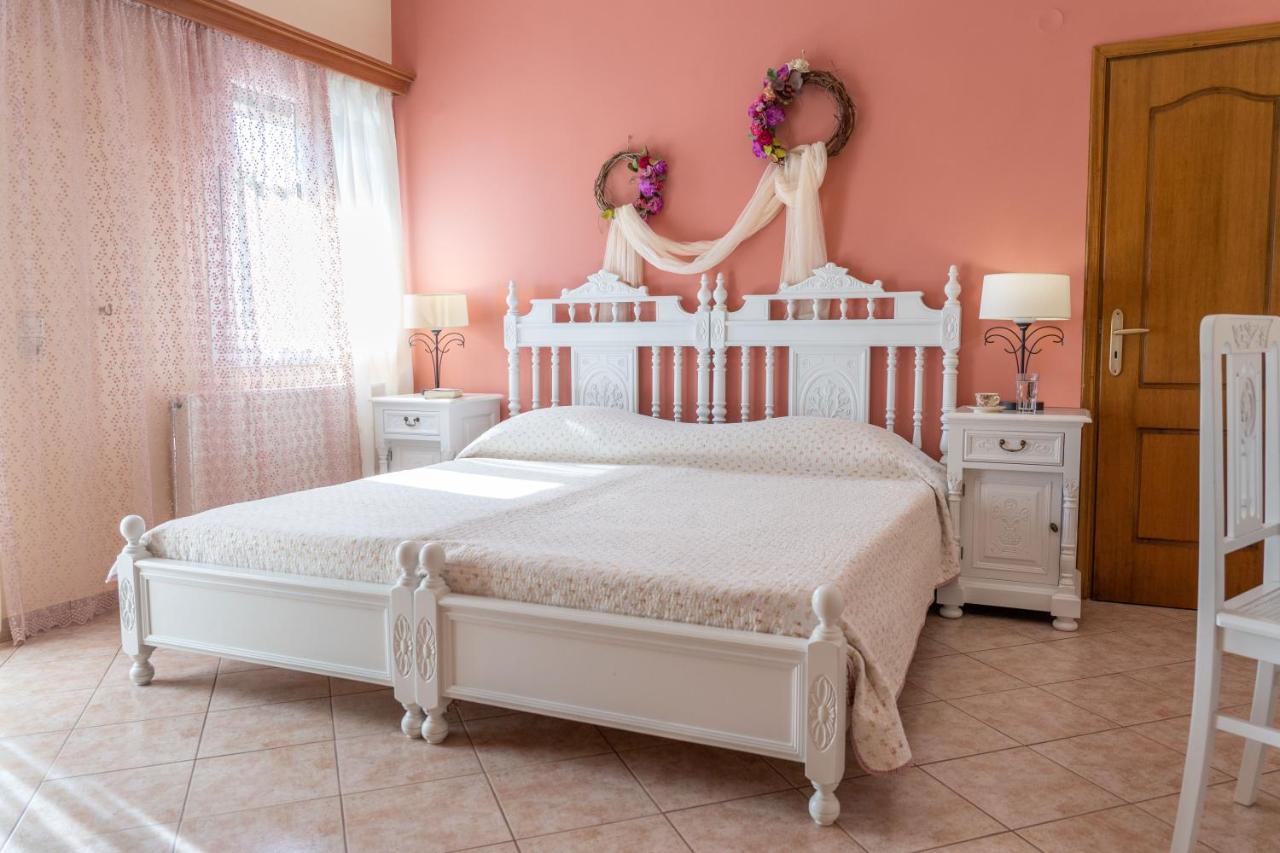 Artemis Superb 2 Bedroom Apartment 700 M Away From The Beach Minia Екстериор снимка