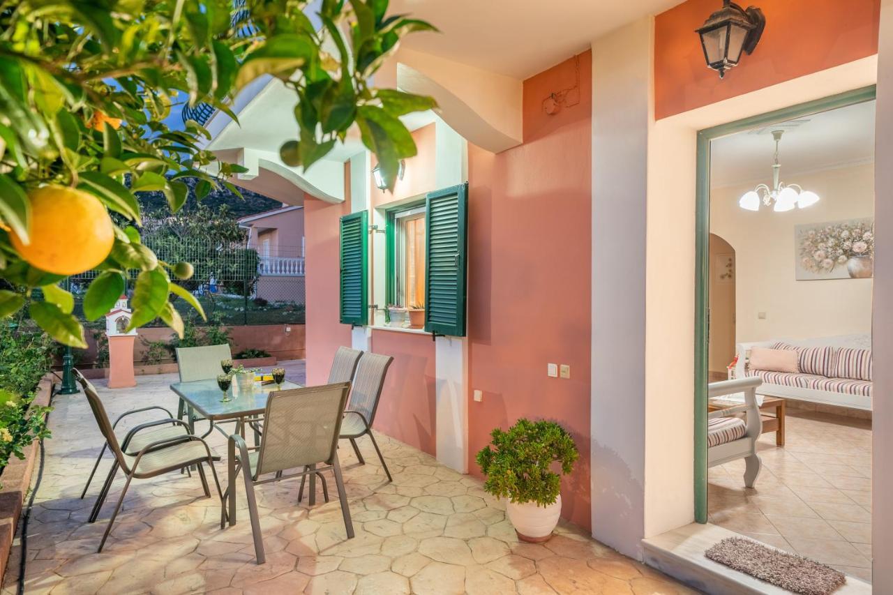 Artemis Superb 2 Bedroom Apartment 700 M Away From The Beach Minia Екстериор снимка