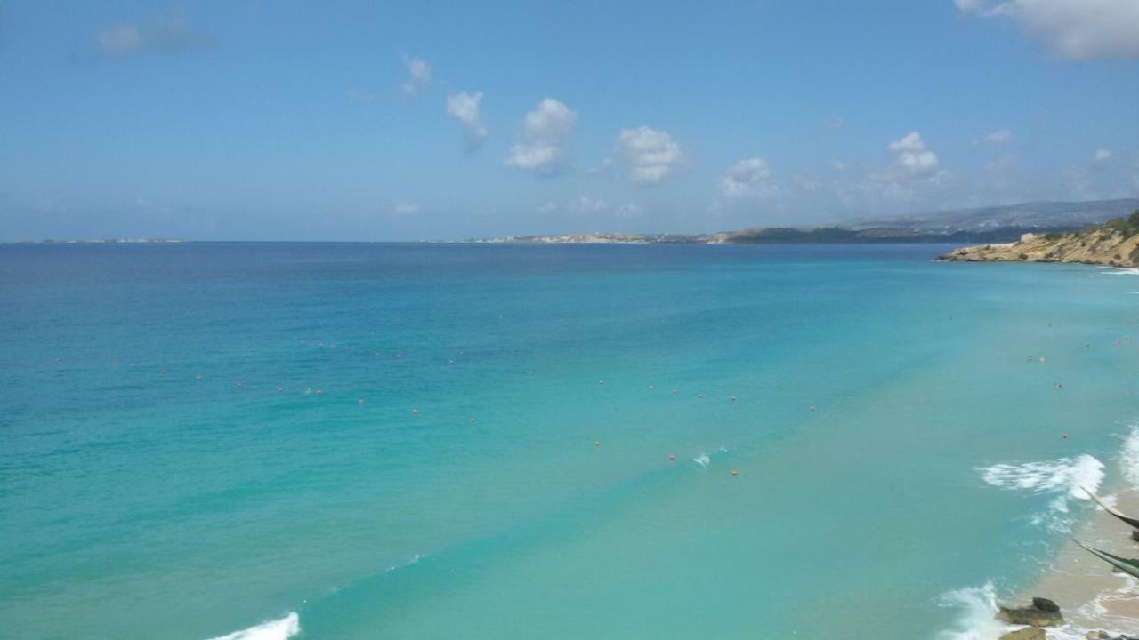 Artemis Superb 2 Bedroom Apartment 700 M Away From The Beach Minia Екстериор снимка